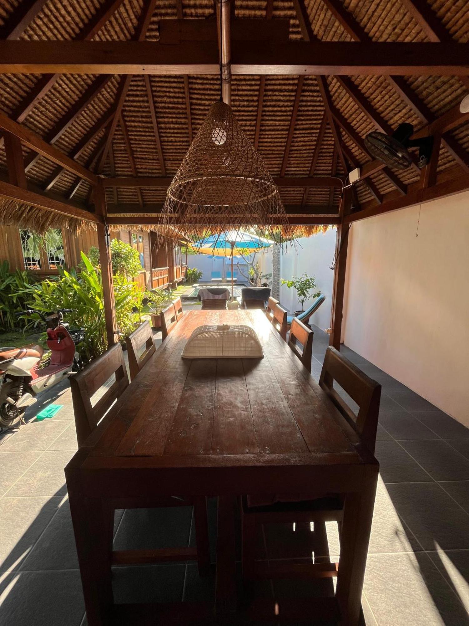 Little Lodge Gili Trawangan Exterior photo