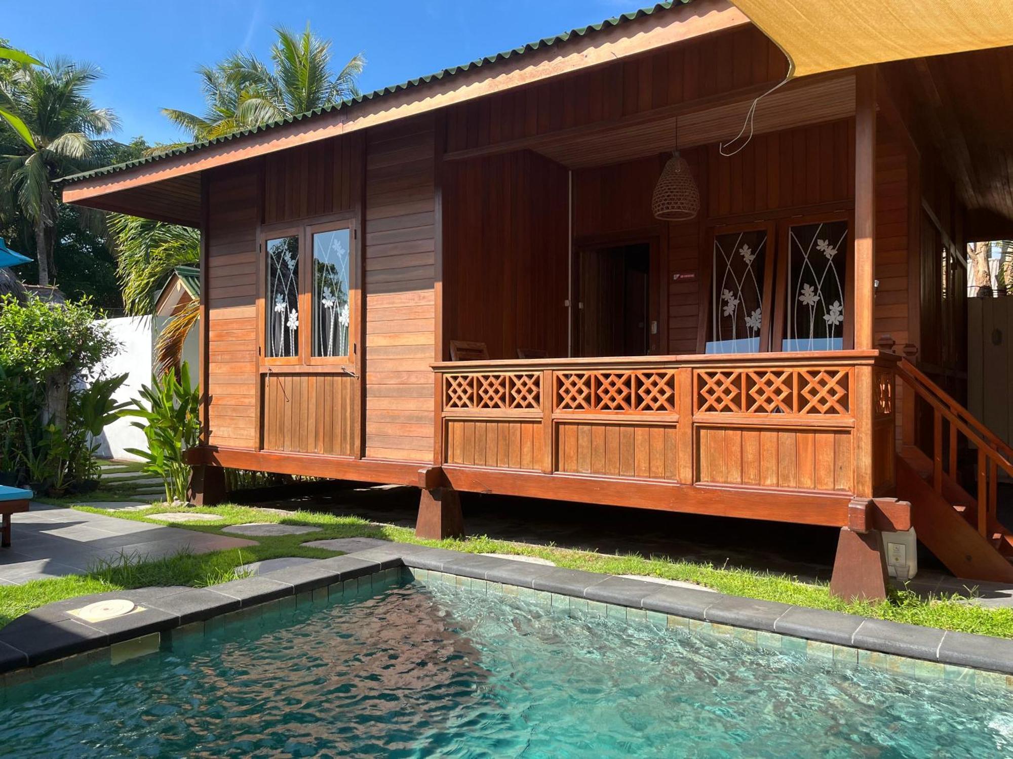 Little Lodge Gili Trawangan Exterior photo